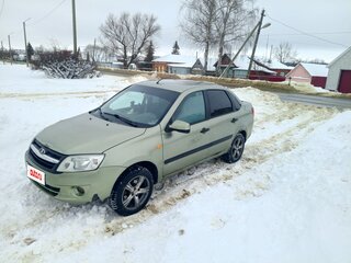 2013 Lada (ВАЗ) Granta I, зелёный, 400000 рублей, вид 1