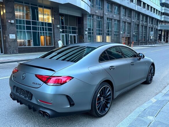 2020 Mercedes-Benz CLS 450 III (C257), серый, 6430000 рублей - вид 4