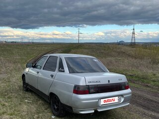 2004 Lada (ВАЗ) 2110, серебристый, 75000 рублей, вид 2