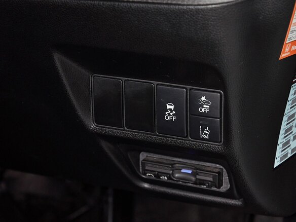 2015 Honda Stepwgn Spada V, белый, 1847000 рублей - вид 15