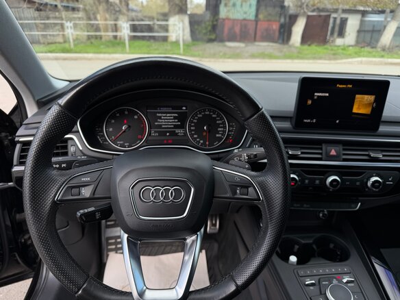 2016 Audi A4 V (B9), чёрный, 1900000 рублей - вид 10
