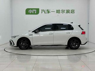 2021 Volkswagen Golf VIII, белый, 1820000 рублей, вид 5