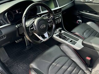 2019 Kia Optima IV Рестайлинг, белый, 2000000 рублей, вид 5