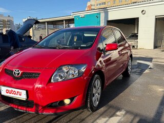 2008 Toyota Auris I, красный, 650000 рублей, вид 1