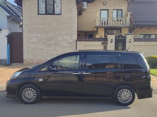 2014 Toyota ISis I Рестайлинг, чёрный, 1495000 рублей, вид 1