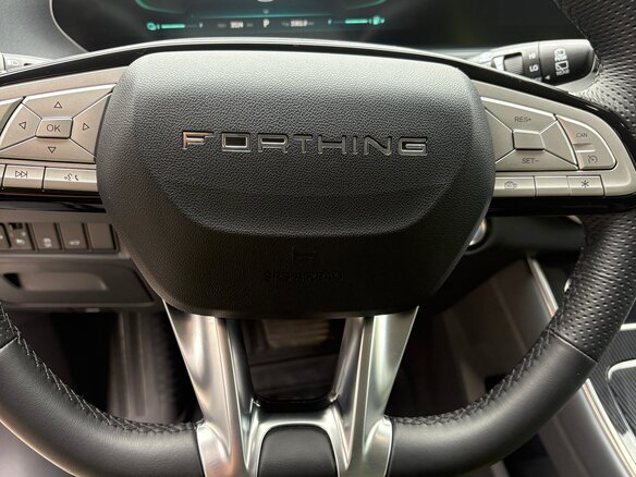 2023 Forthing T5 EVO, белый, 2700000 рублей - вид 23