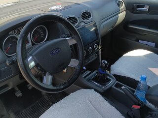 2010 Ford Focus II Рестайлинг, белый, 600000 рублей, вид 5