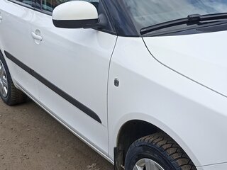 2012 Skoda Fabia II Рестайлинг, белый, 770000 рублей, вид 2