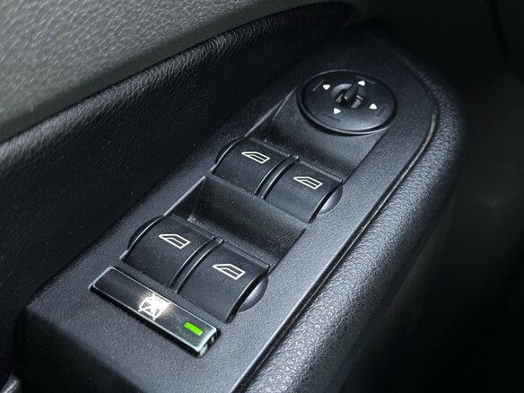 2007 Ford Focus II, чёрный - вид 18