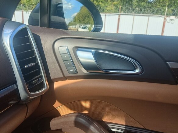 2010 Porsche Cayenne S II (958), серый, 2000000 рублей - вид 12