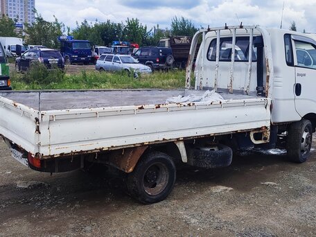 2010 Kia Bongo, белый, 520000 рублей, вид 2