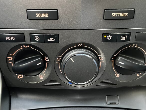 2013 Opel Antara I Рестайлинг, белый, 1520000 рублей - вид 23