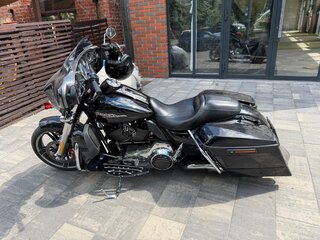 2013 Harley-Davidson Street Glide, чёрный, 1150000 рублей, вид 2