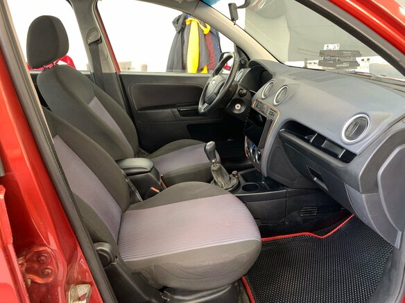 2006 Ford Fusion I Рестайлинг, красный, 290000 рублей - вид 14