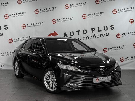 Toyota Camry VIII (XV70)
