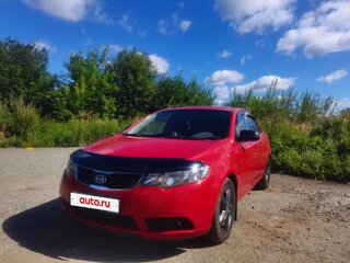 2012 Kia Cerato 6-speed II, красный, 900000 рублей, вид 2