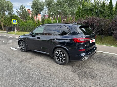 2020 BMW X5 30d IV (G05/G18), чёрный, 5050000 рублей, вид 5