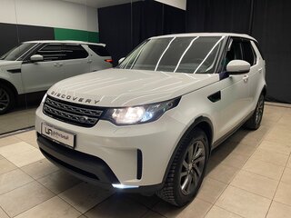 2017 Land Rover Discovery V, белый, 3500000 рублей, вид 3