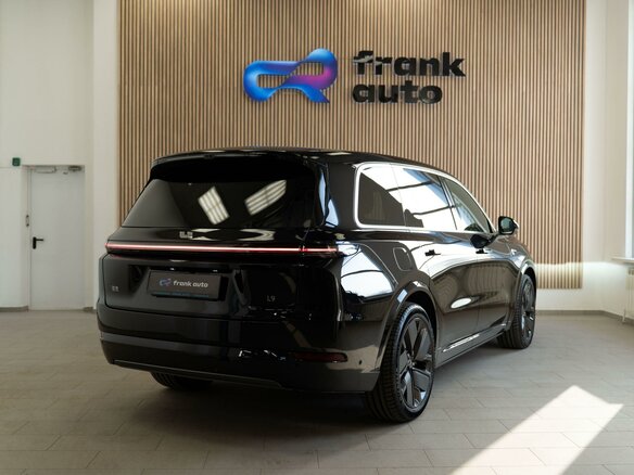 2025 Li Auto (Lixiang) L9 52.3 kWh I Рестайлинг, чёрный - вид 34