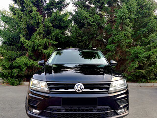 2018 Volkswagen Tiguan II, чёрный, 3150000 рублей, вид 3