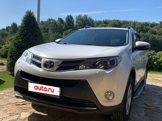 2012 Toyota RAV4 IV (XA40), белый, 2250000 рублей, вид 4