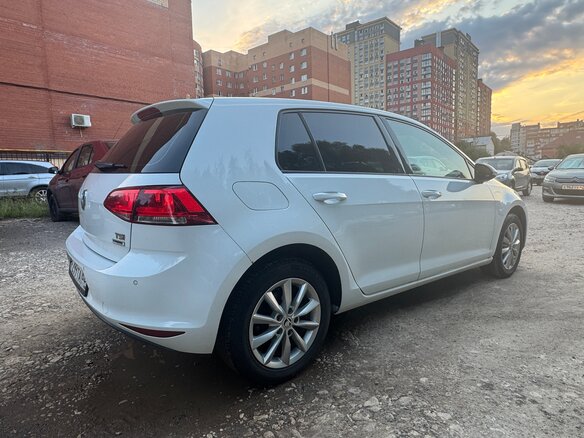 2014 Volkswagen Golf VII, белый, 1249000 рублей - вид 2