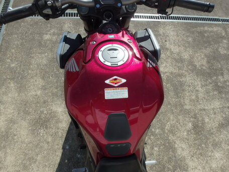 2019 Honda CB 650R, красный, 810000 рублей, вид 4