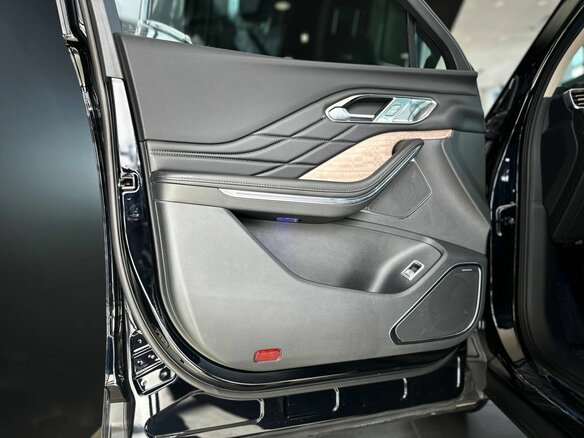 2025 Hongqi HS7 II, чёрный, 5200000 рублей - вид 24