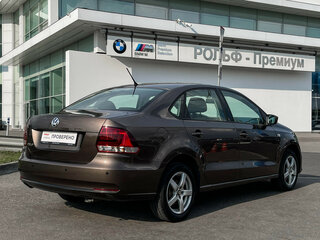 2015 Volkswagen Polo V Рестайлинг, коричневый, 957000 рублей, вид 5