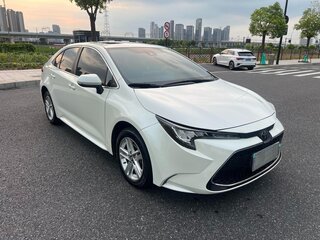 2022 Toyota Levin XII (E210) Рестайлинг, белый, 1340000 рублей, вид 1