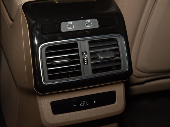 2026 Audi Q5 L III (GU), зелёный, 6476000 рублей - вид 37