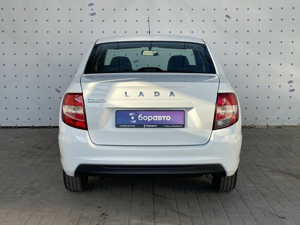 2025 Lada (ВАЗ) Granta I Рестайлинг, белый, 885000 рублей - вид 5
