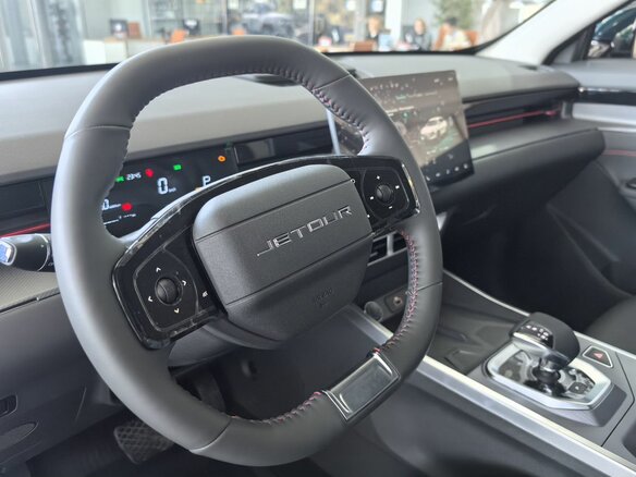 2026 Jetour Dashing I, зелёный, 2759900 рублей - вид 8