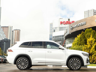 2025 Geely Monjaro I Рестайлинг, белый, 3850000 рублей, вид 3