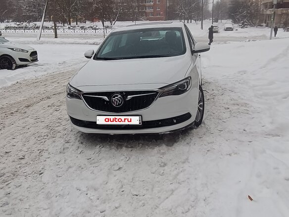 2022 Buick Excelle III Рестайлинг, белый, 1400000 рублей - вид 3
