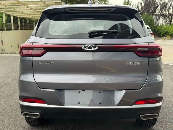 2024 Chery Tiggo 7 II Рестайлинг, серый, 1600000 рублей - вид 6