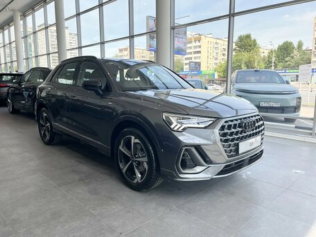 Audi Q3 II (F3)