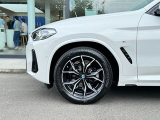 2024 BMW X4 25i II (G02) Рестайлинг, белый, 5900000 рублей, вид 3