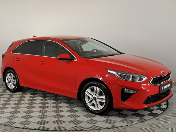 2020 Kia Ceed III, красный, 1850000 рублей - вид 2