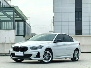 2023 BMW 1 серии 120i III (F52) Рестайлинг, белый, 1880000 рублей, вид 1