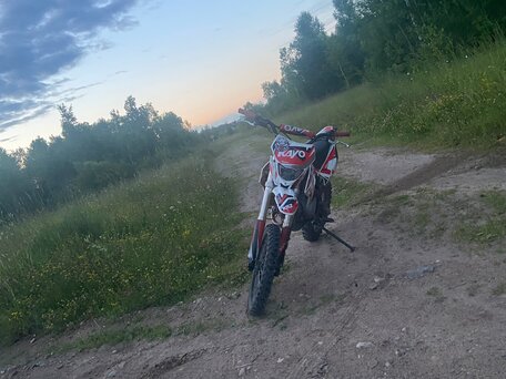 2019 Kayo Basic YX140EM, красный, 70000 рублей, вид 1