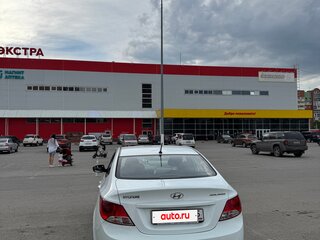2013 Hyundai Solaris I, белый, 1199999 рублей, вид 2