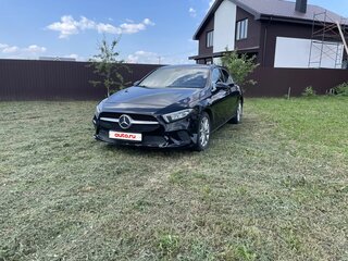 2019 Mercedes-Benz A-Класс 200 IV (W177), чёрный, 1690000 рублей, вид 5