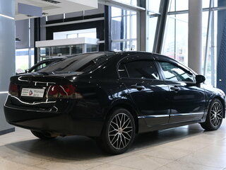 2009 Honda Civic VIII, чёрный, 690000 рублей, вид 5