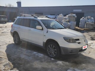 2003 Mitsubishi Outlander I, белый, 690000 рублей, вид 3