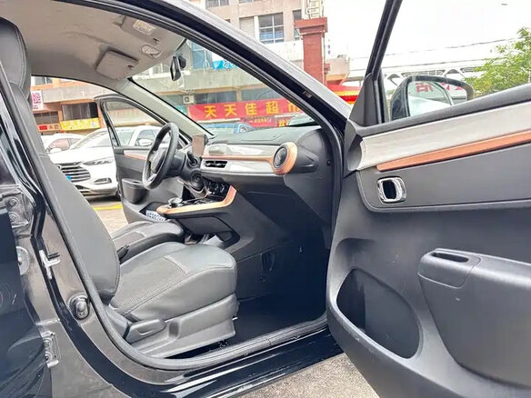 2024 Dongfeng Box 31.45 kWh, чёрный - вид 11