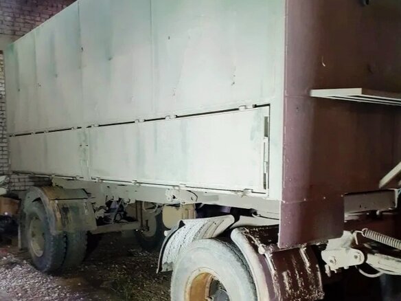 1990 СЗАП 8305, зелёный, 870000 рублей