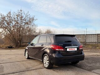 2015 Mercedes-Benz B-Класс 200 II (W246) Рестайлинг, фиолетовый, 950999 рублей, вид 4