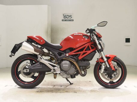 2014 Ducati Monster 696, красный, 477000 рублей, вид 2