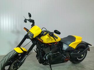 2018 Harley-Davidson FXDR 114, жёлтый, 1639000 рублей, вид 2